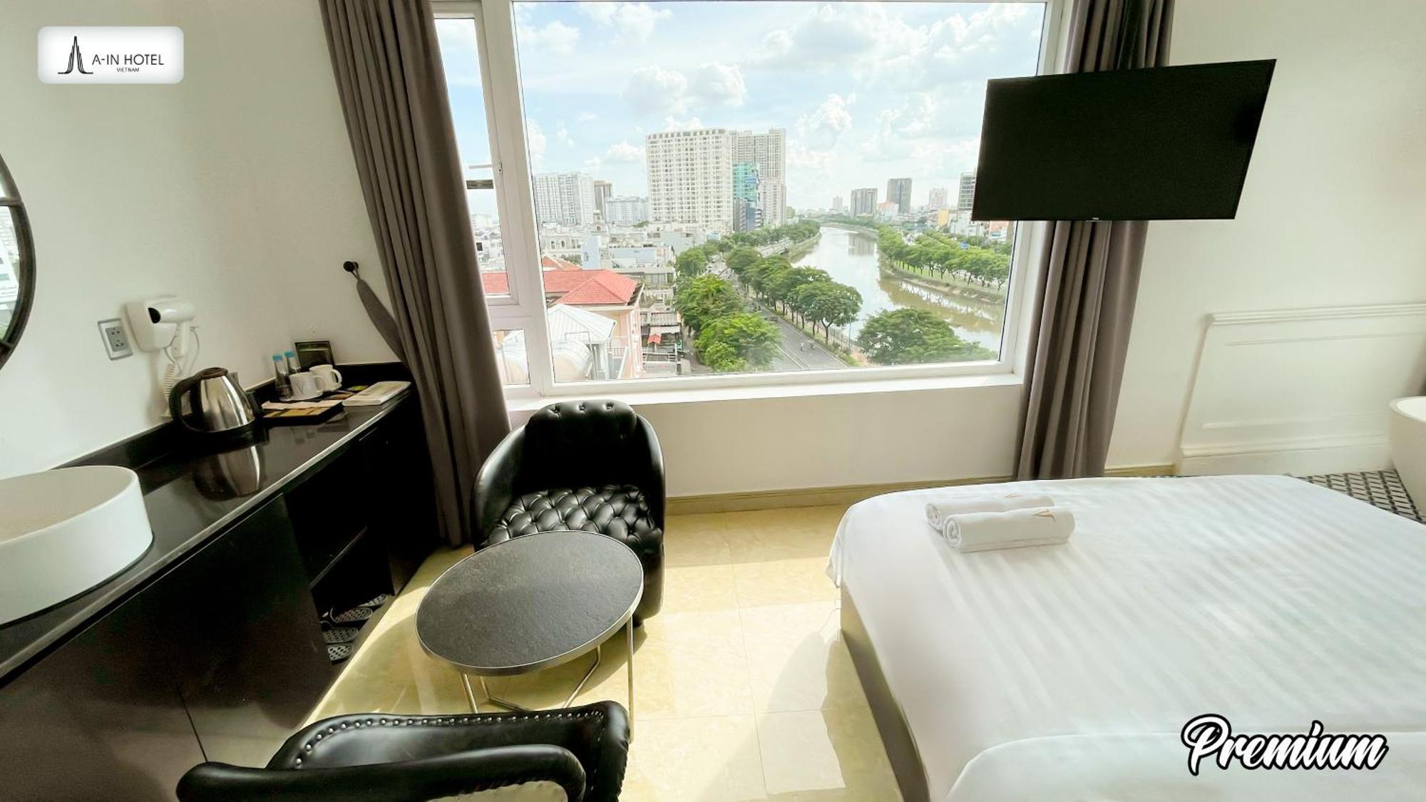 A In Hotel Riverside Ho Şi Min Dış mekan fotoğraf